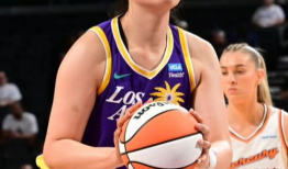 李月汝比赛视频,视频解析篮球少女的卓越表现